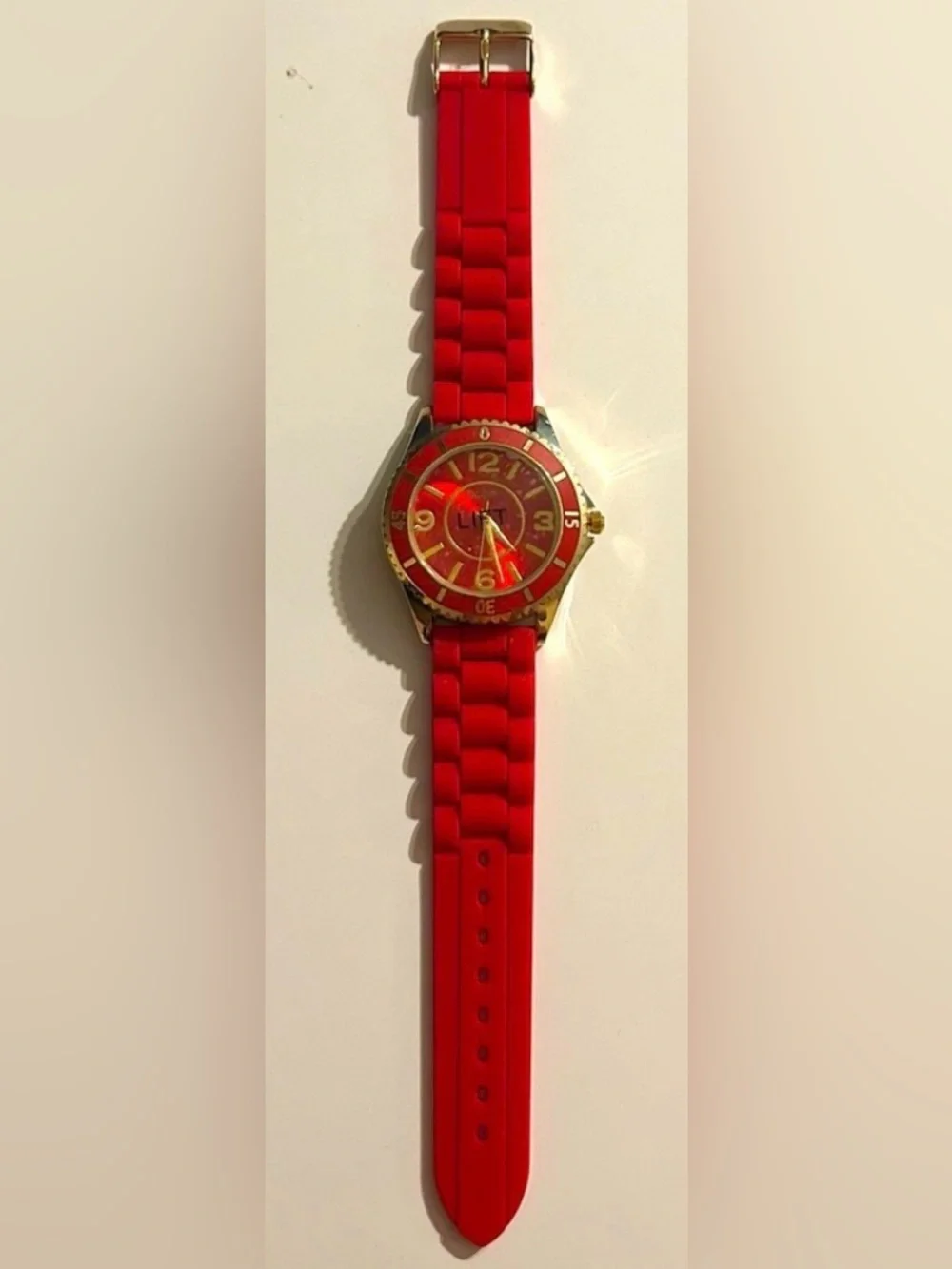 NWOT GOSSIP Quartz Women's Analog Watches - Red, White, Black Silicone Bands